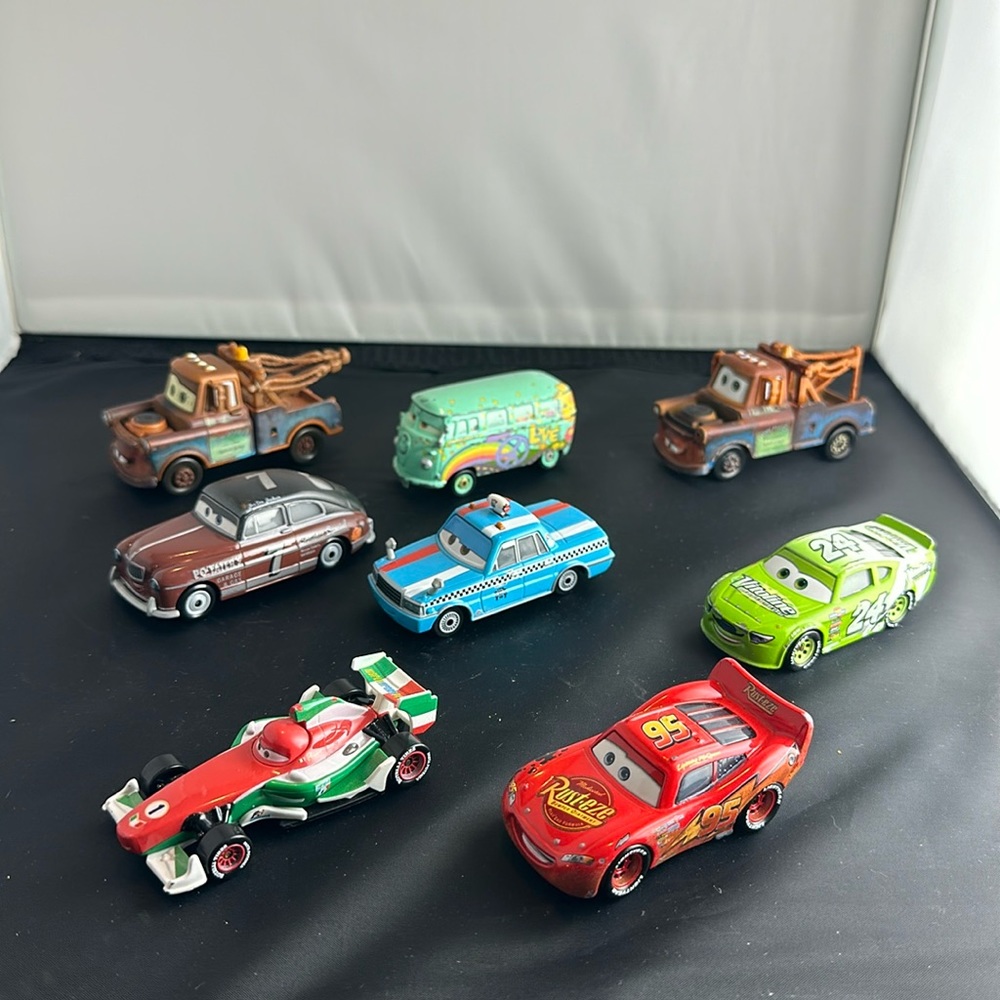 Lot of 8 cars
